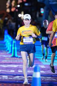 BIB: 3298
                            <button type="button" onclick="openModal(26221390)" class="btn btn-primary btn-sm float-right btn-popup" data-toggle="modal" data-target=".modal-high-quality">
                        <i class="fas fa-shopping-cart"></i> Add to Cart
                    </button>
                                            <button type="button" onclick="isThisMe(26221390, true)" class="btn btn-success btn-sm float-right btn-popup btn-isme hidden" data-toggle="tooltip" data-placement="bottom" title="นี่คือรูปของคุณใช่ไหม คลิกที่นี่เพื่อเอาเข้าอัลบั้ม">
                        <i class="fas fa-plus"></i> Add to album
                    </button>
                    <button type="button" onclick="isThisMe(26221390, false)" class="btn btn-warning btn-sm float-right btn-popup btn-isnotme hidden">
                        <i class="fas fa-ban"></i> Remove from album
                    </button>